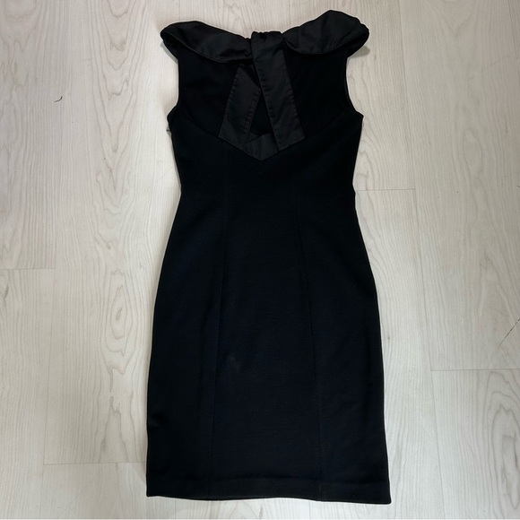 Diane Von Furstenberg Little Black Dress Off the Shoulder Mini Size 4 - Picture 2 of 6